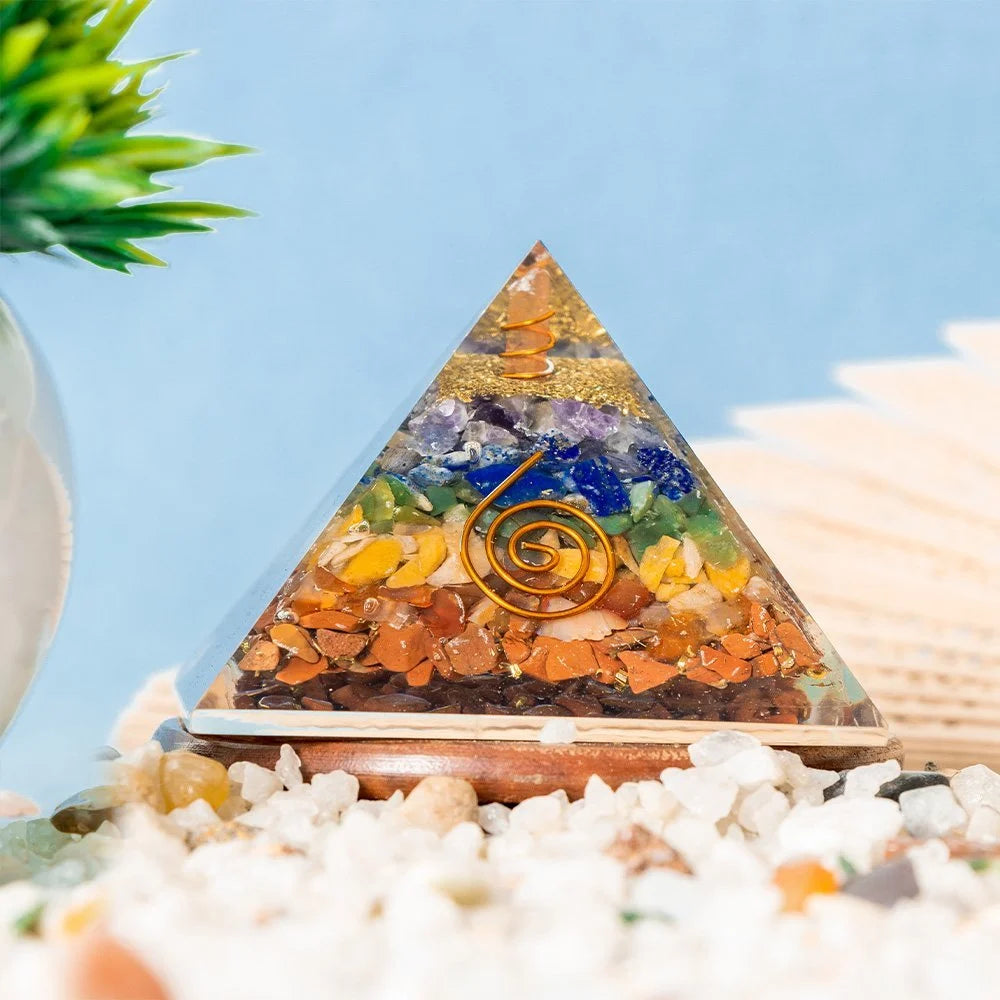 Orgone-7-Chakra-Pyramid-1.webp
