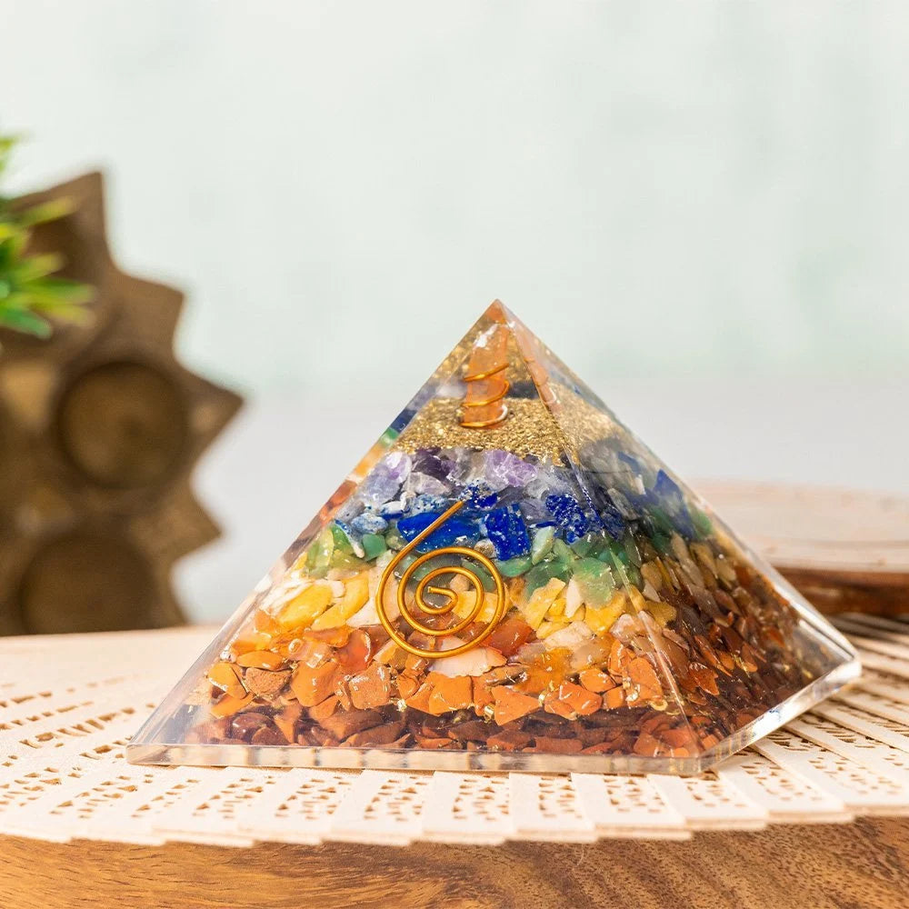 Orgone-7-Chakra-Pyramid-3.webp