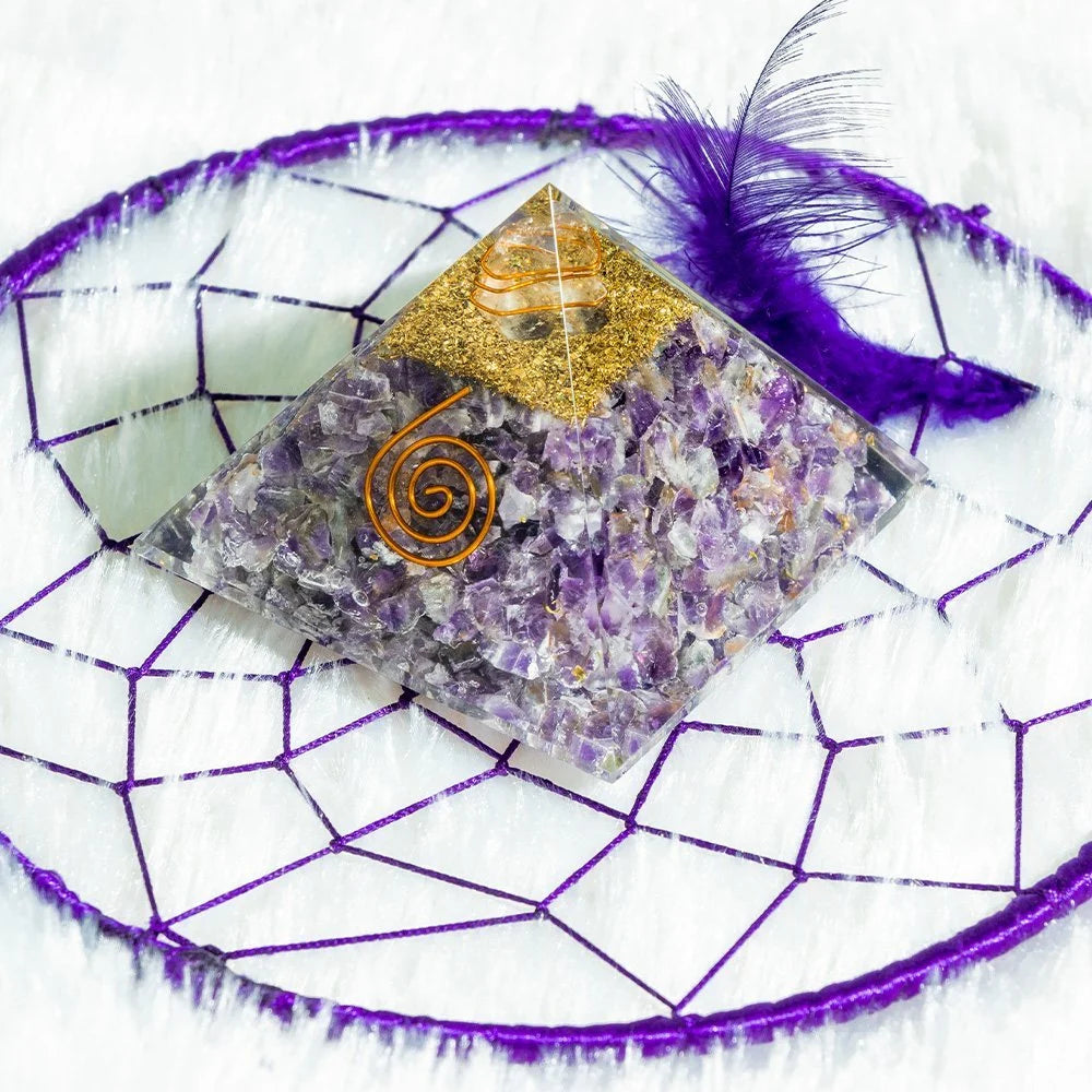 Orgone-Amethyst-Pyramid-3.webp