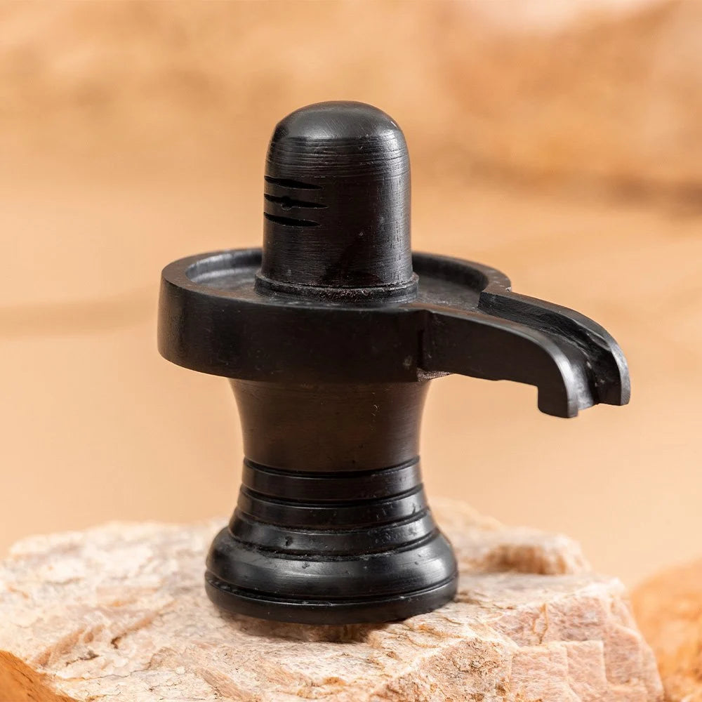 Karungali-Shivalingam-3-inch-3.webp