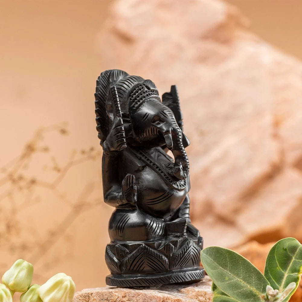 Karungali-Ganesha-Round-Model-2.webp